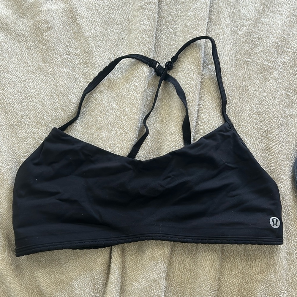 Black size 4 lululemon bra